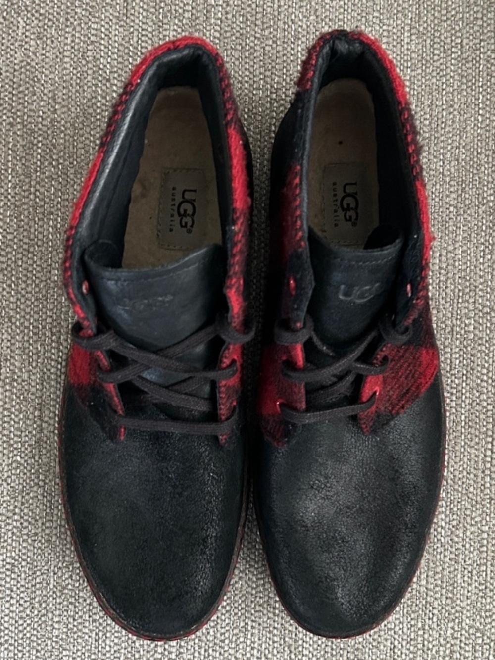 UGG Men's Alin Plaid Chukka Boots - Picture 5 of 6